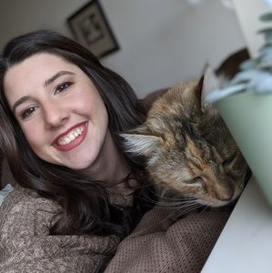 Meet your Posher, Hannah